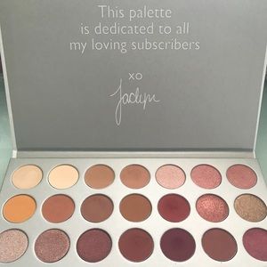 Brand new jacklyn hill eyeshadow pallet